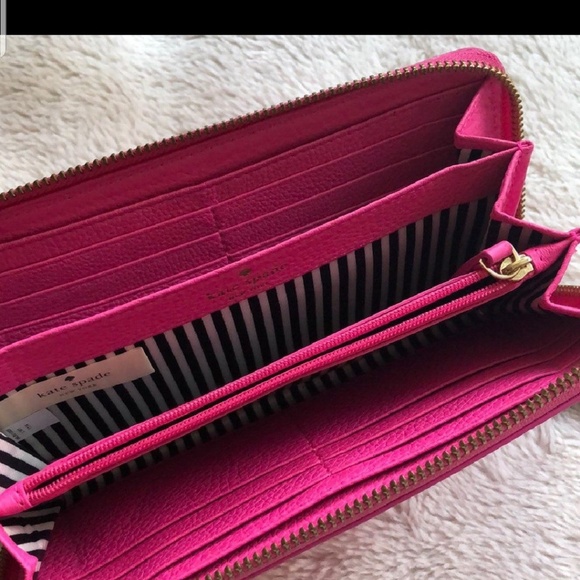Kate Spade Wallet - Picture 3 of 4